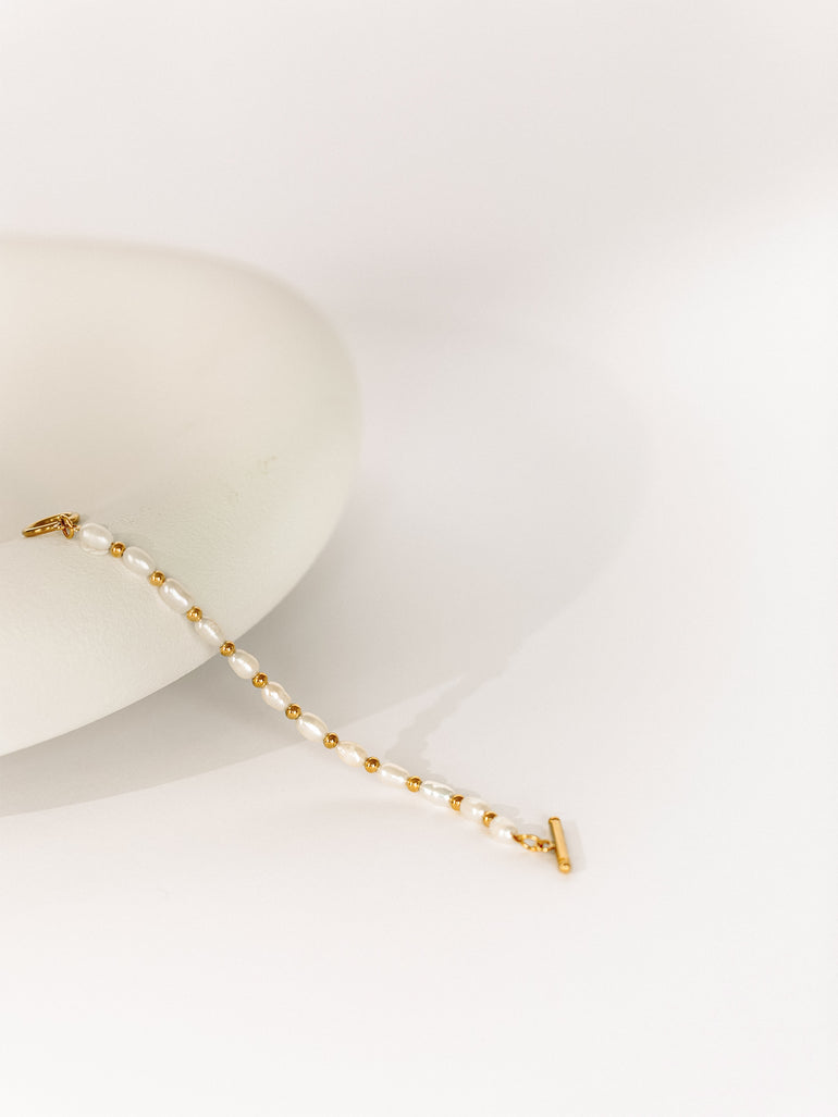 14kt gold filled beaded pearl bracelet 