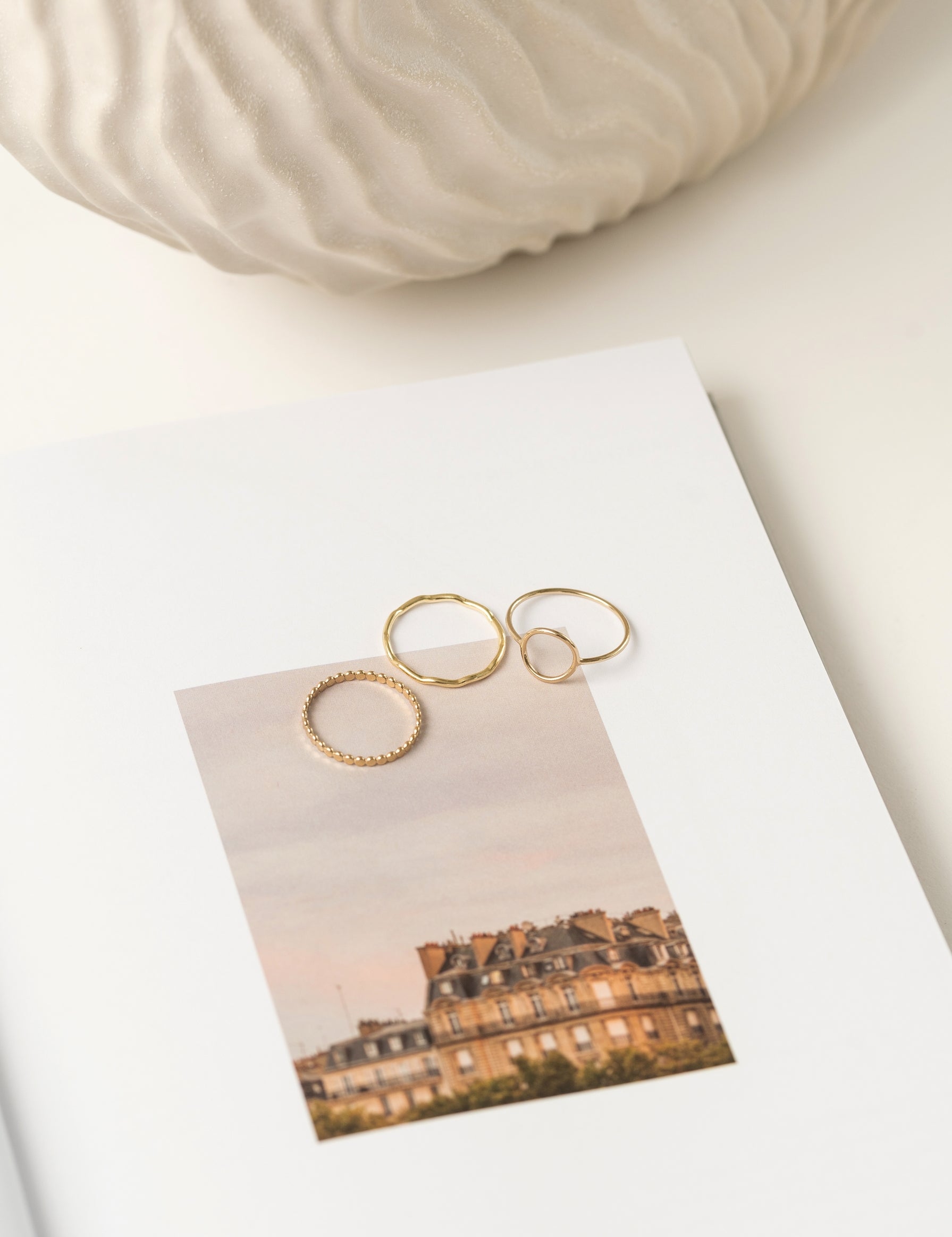 lifestyle girl rings