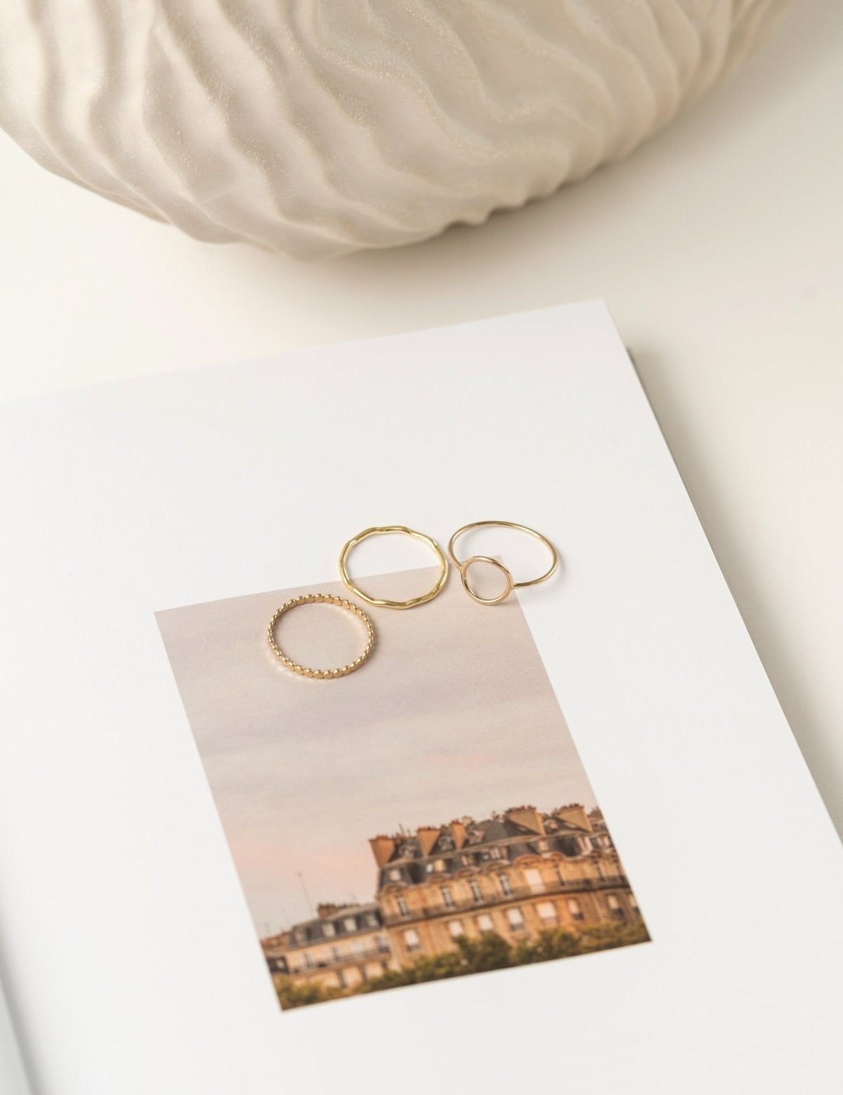 lifestyle girl rings